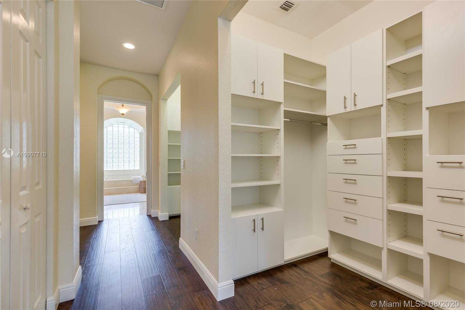 Small Image of 10767 GARDEN RIDGE CT #-, Davie Number 10