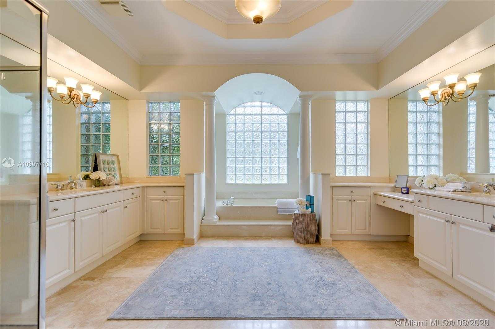 Small Image of 10767 GARDEN RIDGE CT #-, Davie Number 11