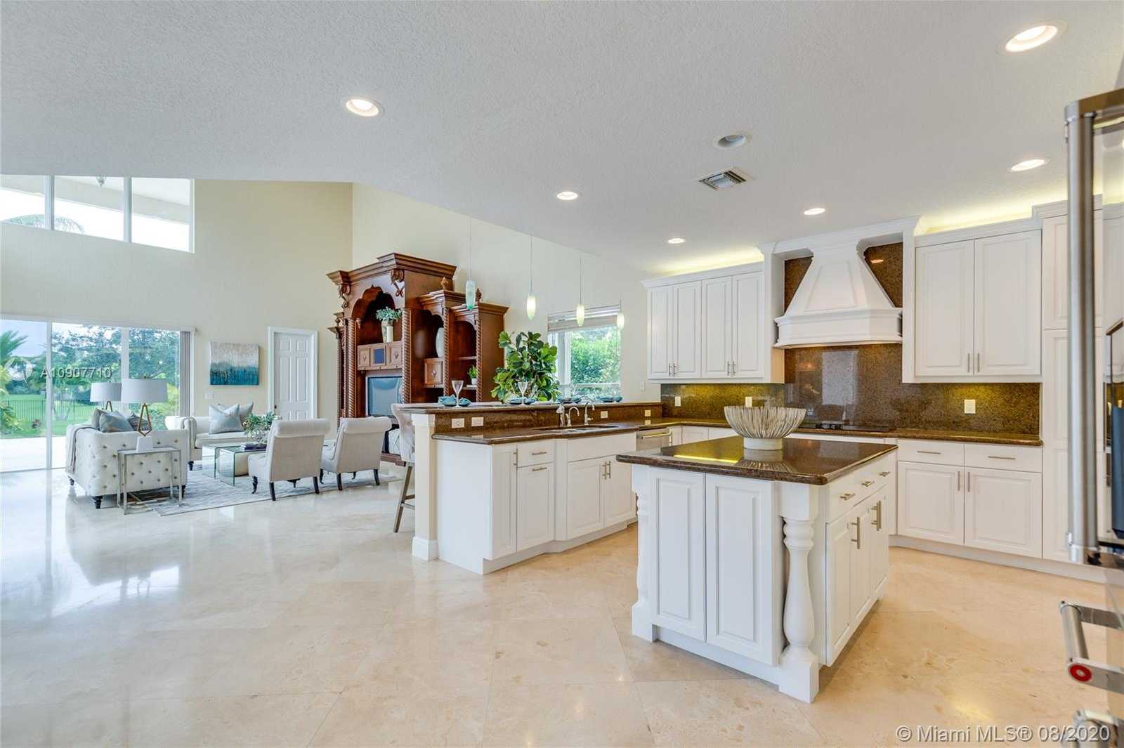 Small Image of 10767 GARDEN RIDGE CT #-, Davie Number 15
