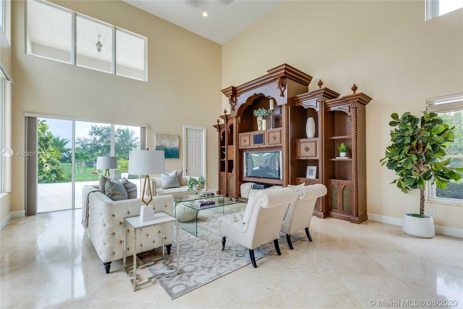 Small Image of 10767 GARDEN RIDGE CT #-, Davie Number 19
