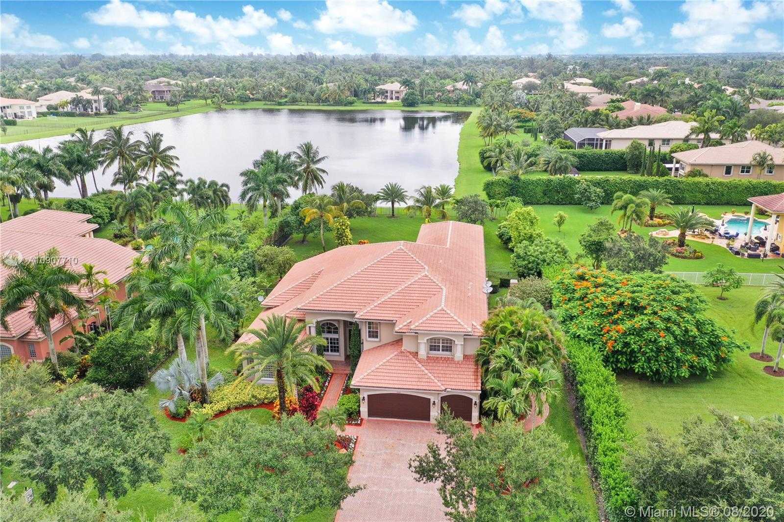 Small Image of 10767 GARDEN RIDGE CT #-, Davie Number 2