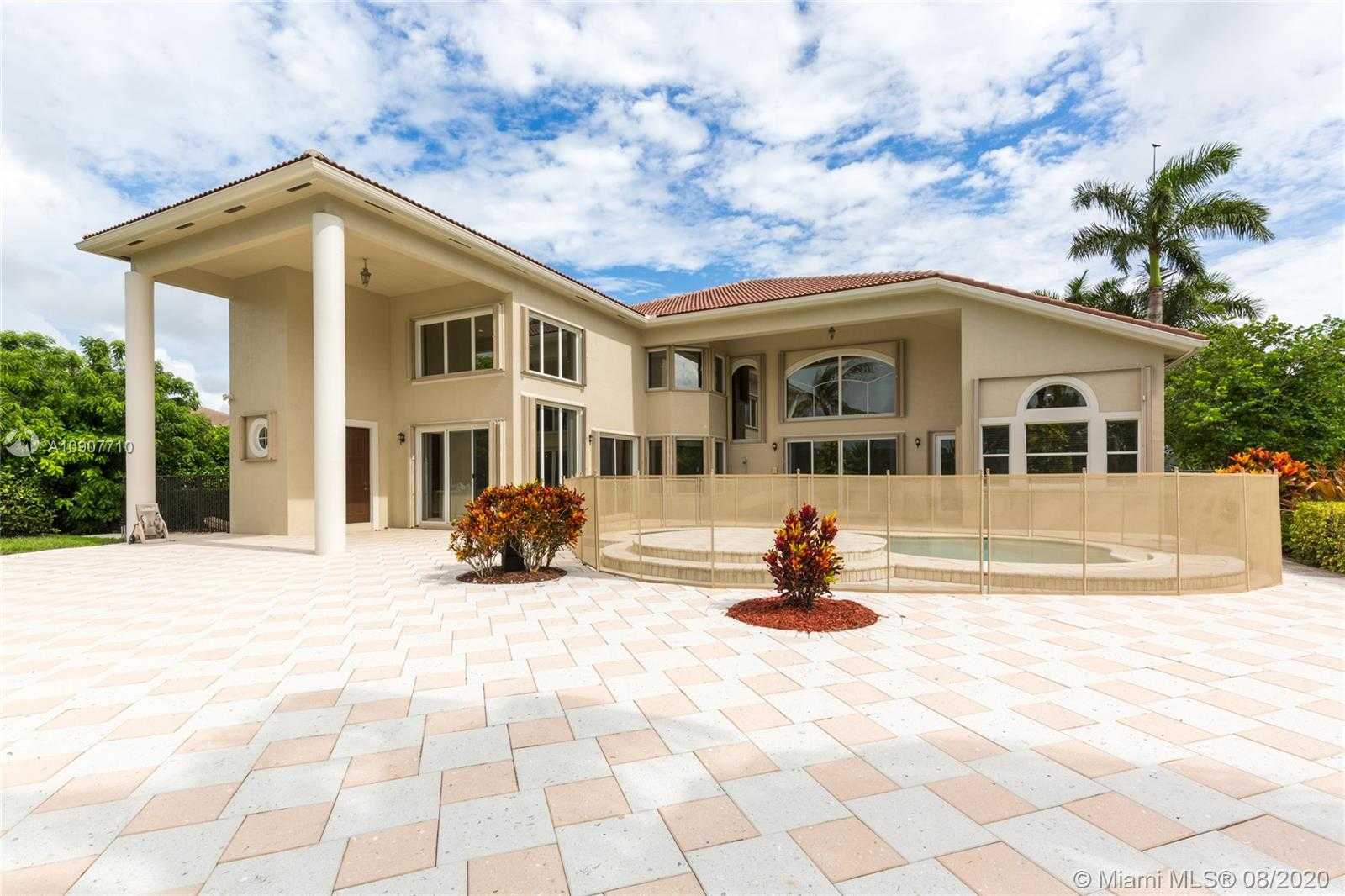 Small Image of 10767 GARDEN RIDGE CT #-, Davie Number 25