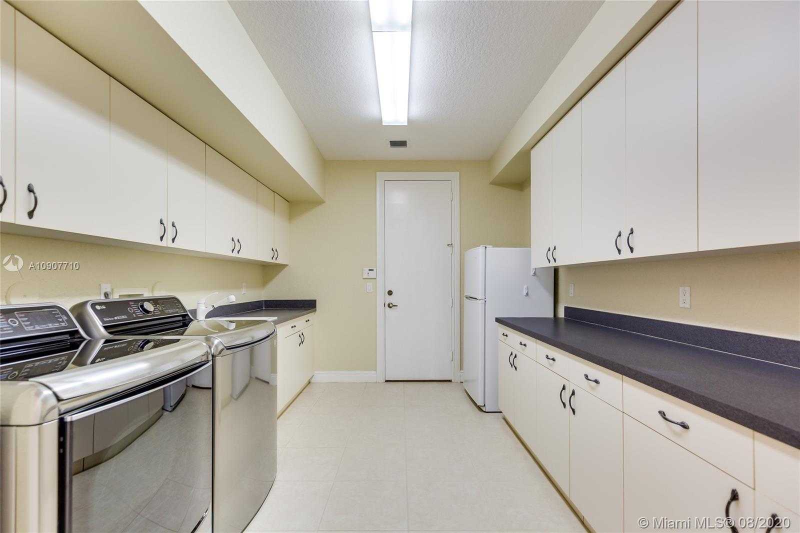 Small Image of 10767 GARDEN RIDGE CT #-, Davie Number 29