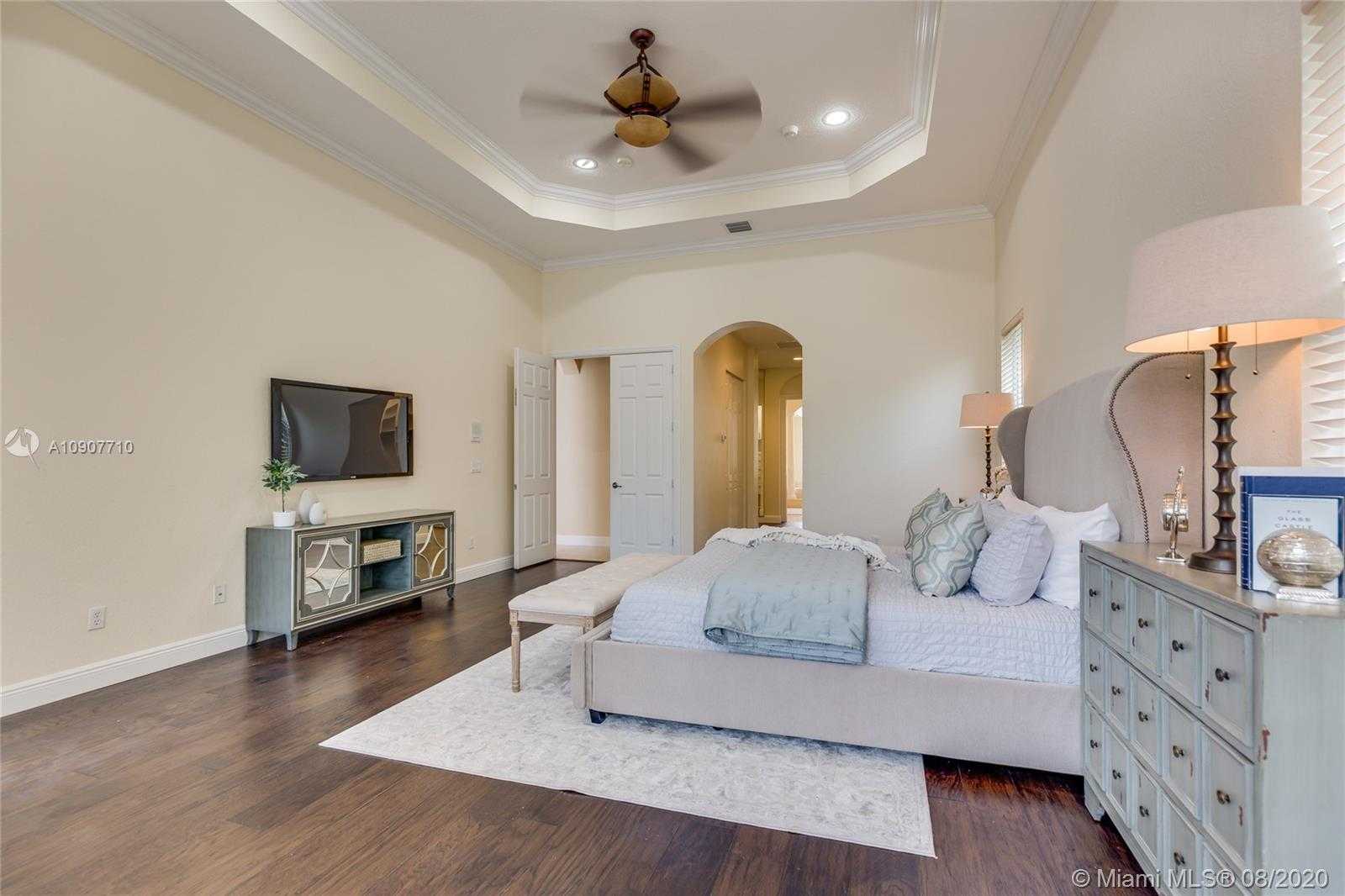 Small Image of 10767 GARDEN RIDGE CT #-, Davie Number 9