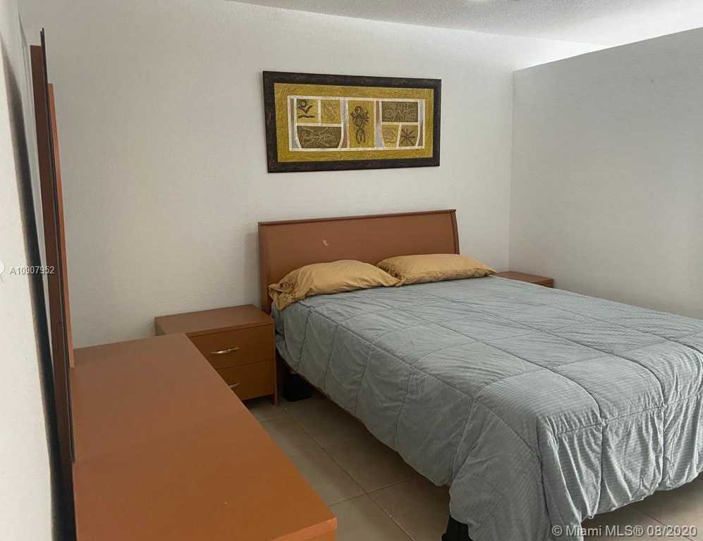 Small Image of 1801 SOUTH OCEAN DR #243, Hallandale Beach Number 10