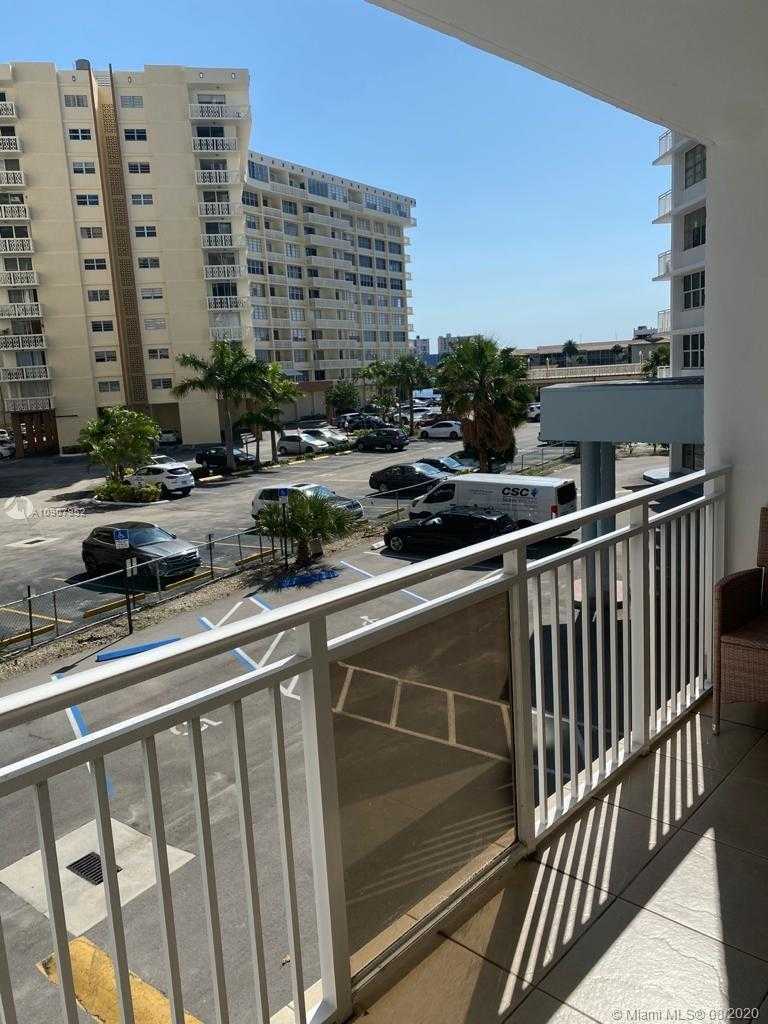 Small Image of 1801 SOUTH OCEAN DR #243, Hallandale Beach Number 12