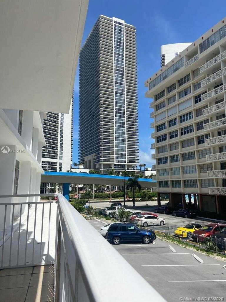 Small Image of 1801 SOUTH OCEAN DR #243, Hallandale Beach Number 13