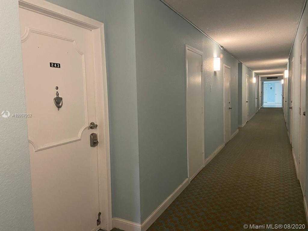 Small Image of 1801 SOUTH OCEAN DR #243, Hallandale Beach Number 3