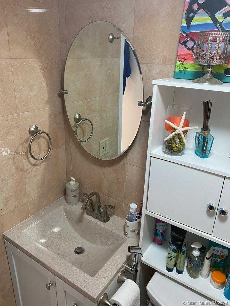 Small Image of 1801 SOUTH OCEAN DR #243, Hallandale Beach Number 9