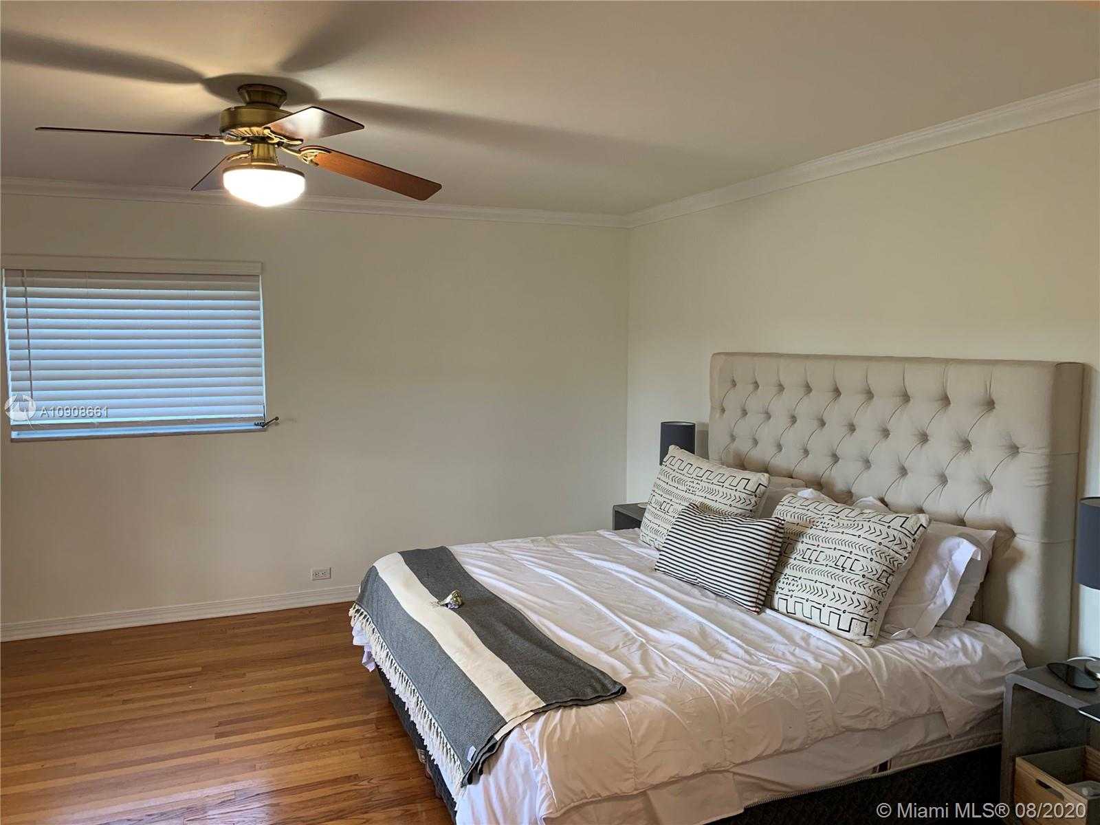 Small Image of 4515 SAN AMARO DR, Coral Gables Number 20