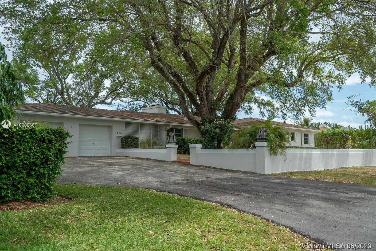 Small Image of 4515 SAN AMARO DR, Coral Gables Number 3