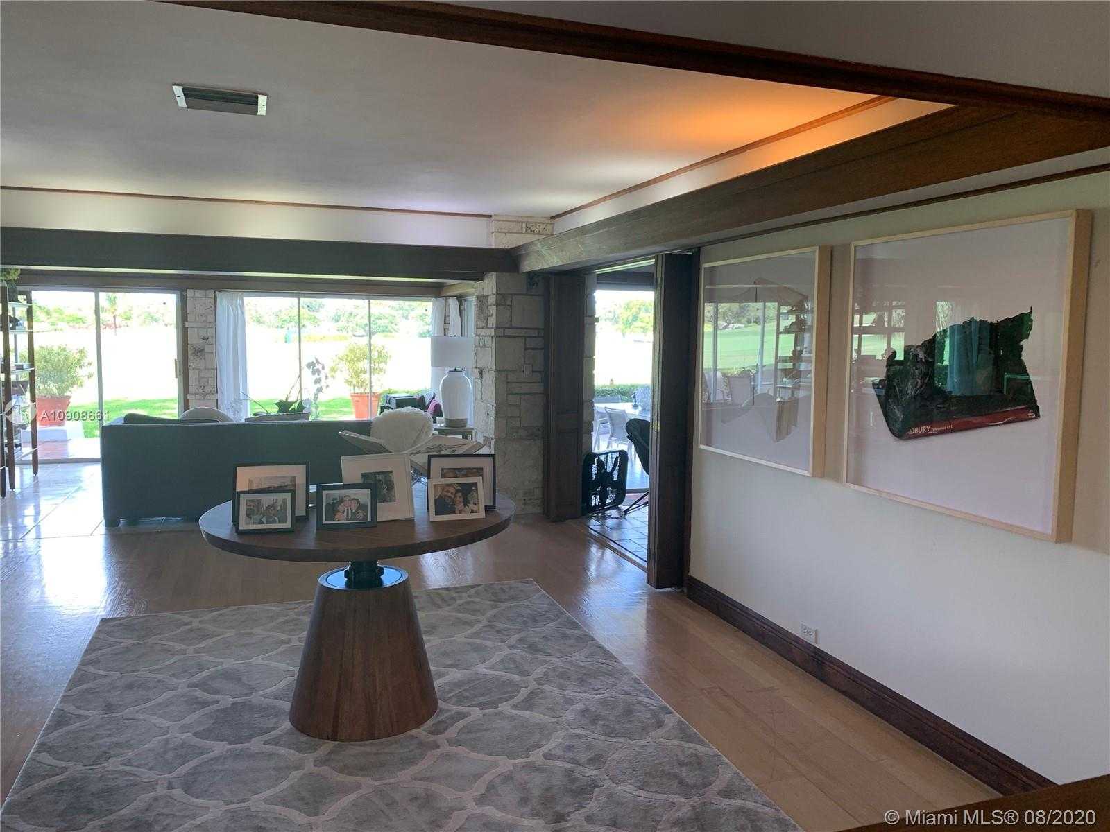 Small Image of 4515 SAN AMARO DR, Coral Gables Number 5