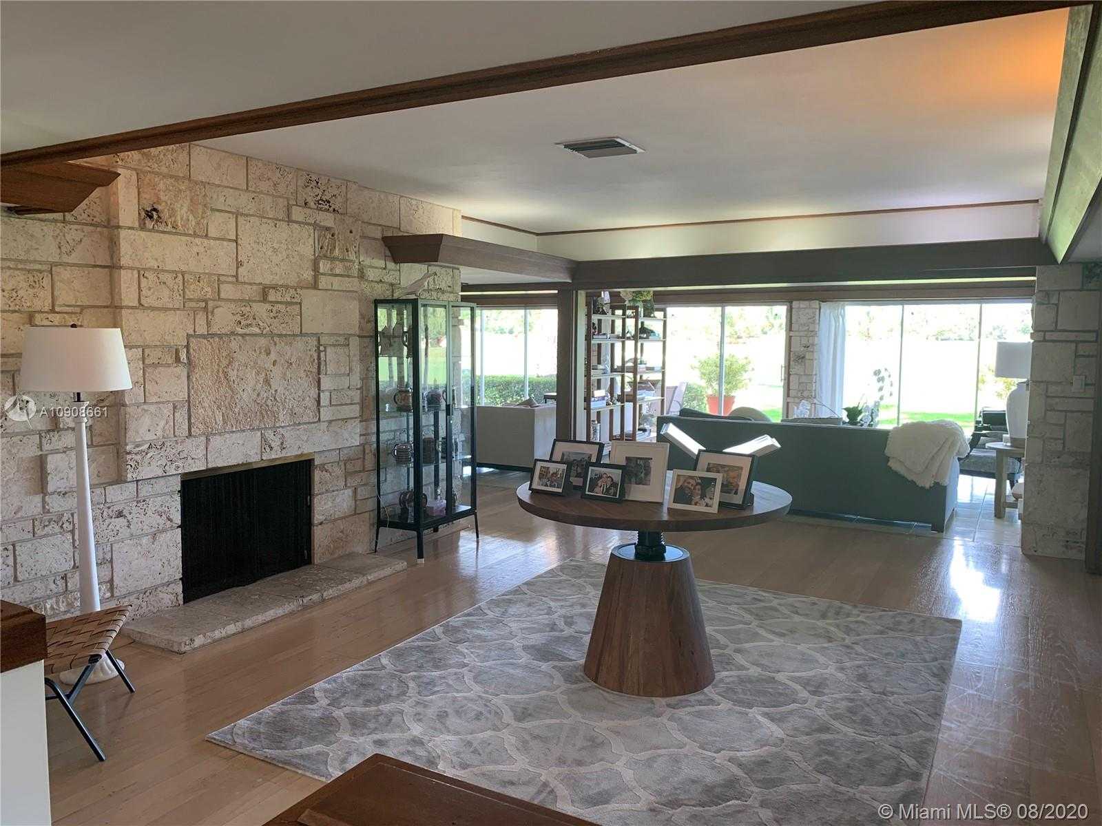 Small Image of 4515 SAN AMARO DR, Coral Gables Number 6