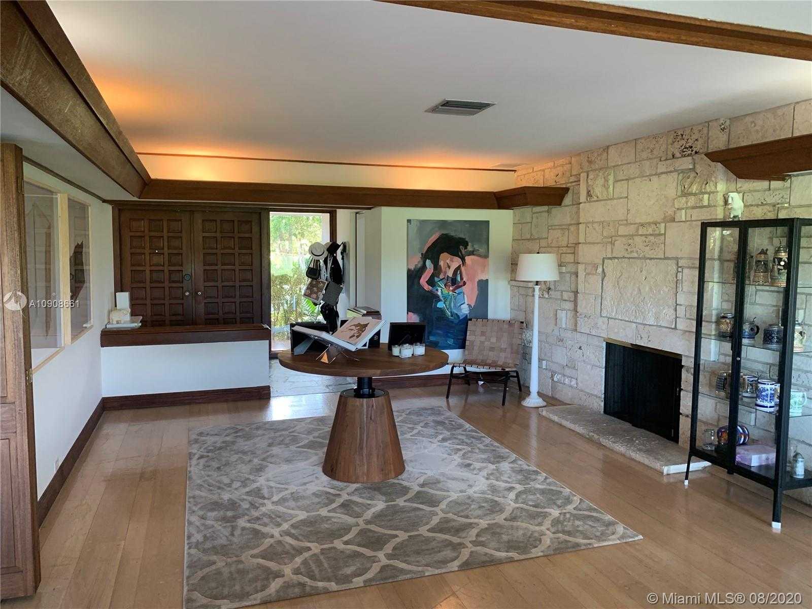 Small Image of 4515 SAN AMARO DR, Coral Gables Number 7