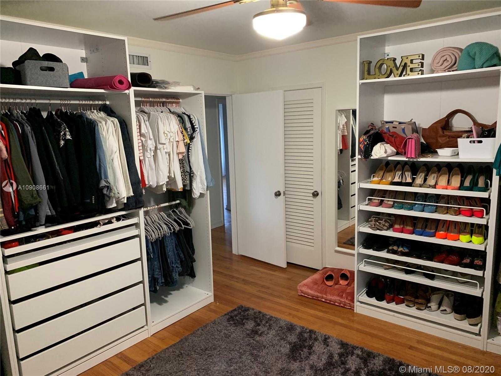 Small Image of 4515 SAN AMARO DR, Coral Gables Number 77