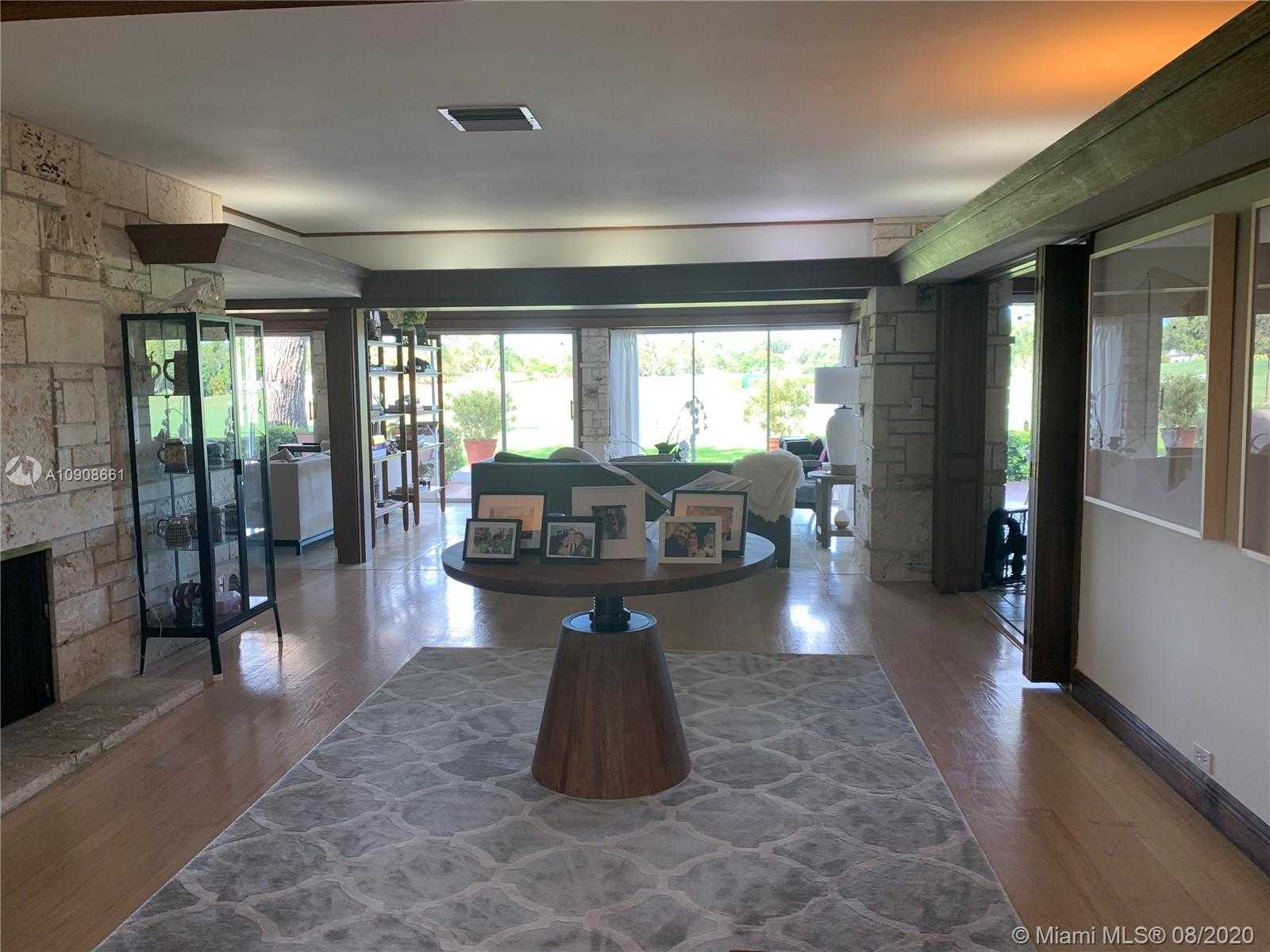 Small Image of 4515 SAN AMARO DR, Coral Gables Number 8