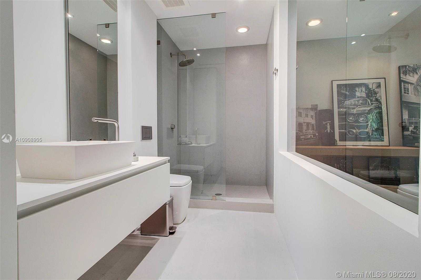 Small Image of 125 OCEAN DR #L0101, Miami Beach Number 22