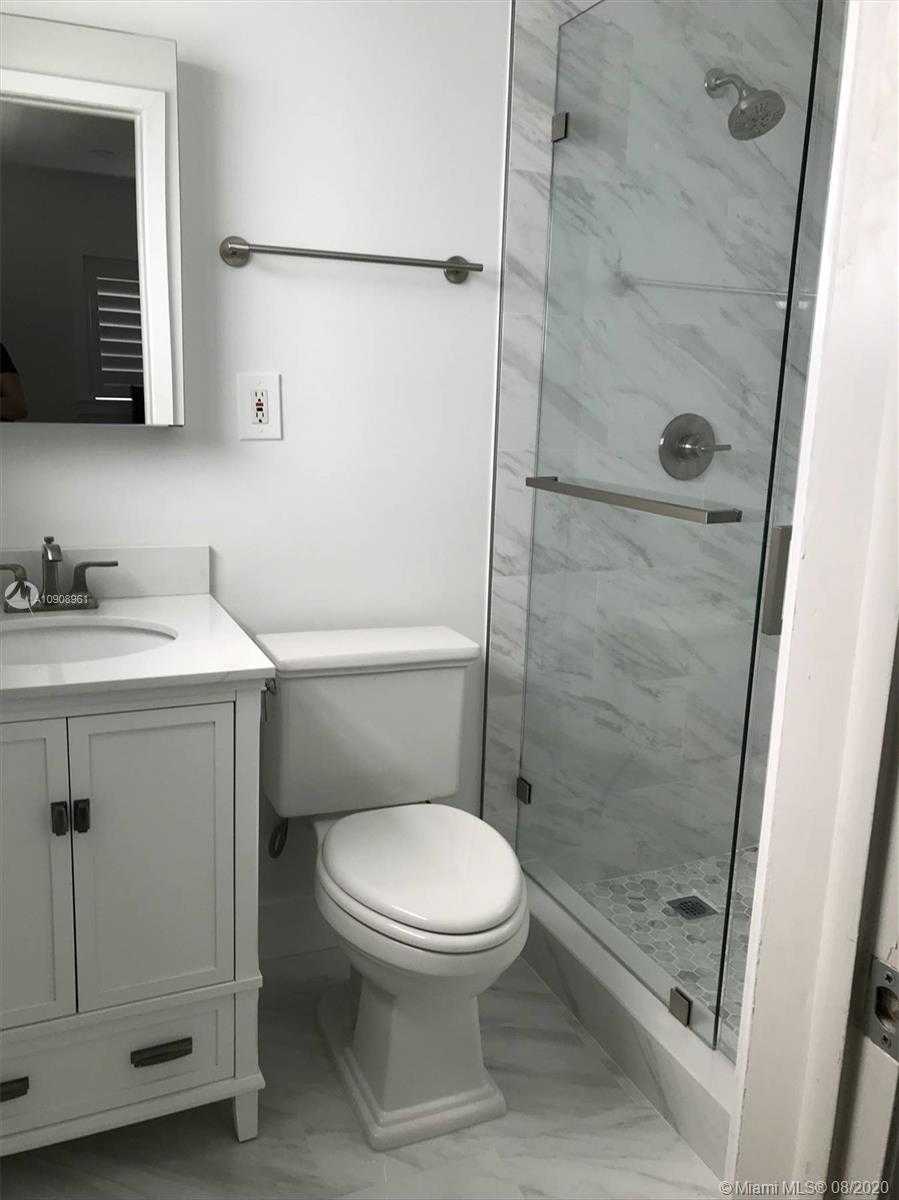 Small Image of 8300 SOUTH WEST 60TH AVE, South Miami Number 12