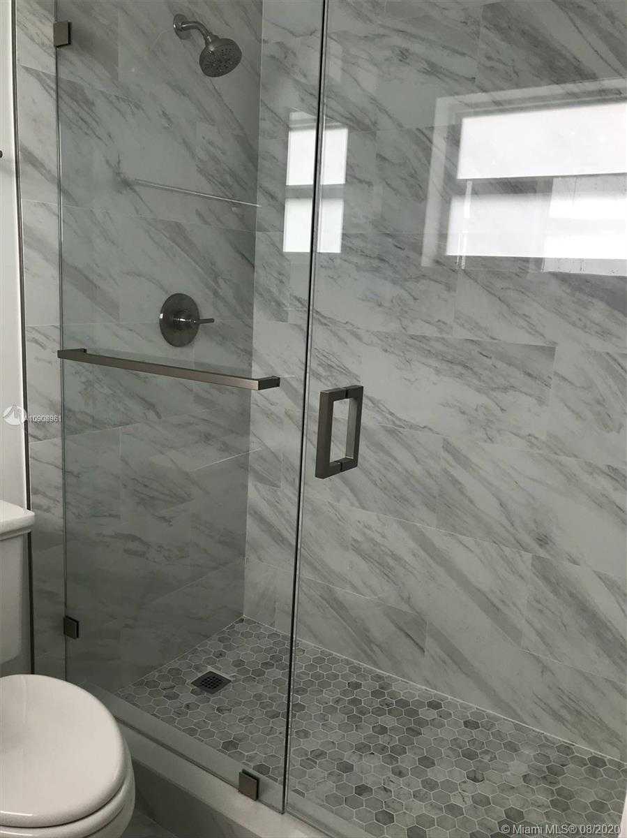 Small Image of 8300 SOUTH WEST 60TH AVE, South Miami Number 13
