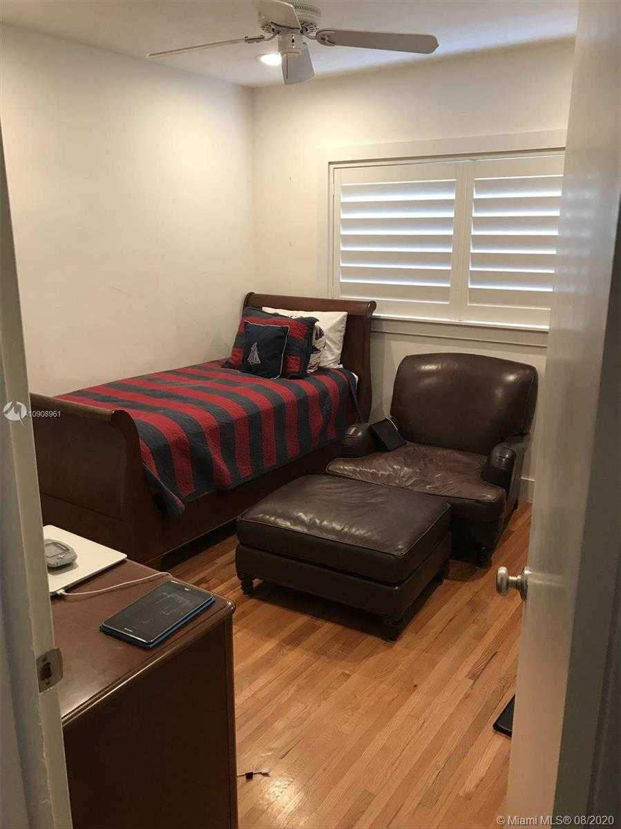Small Image of 8300 SOUTH WEST 60TH AVE, South Miami Number 14