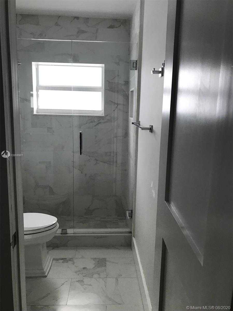 Small Image of 8300 SOUTH WEST 60TH AVE, South Miami Number 20