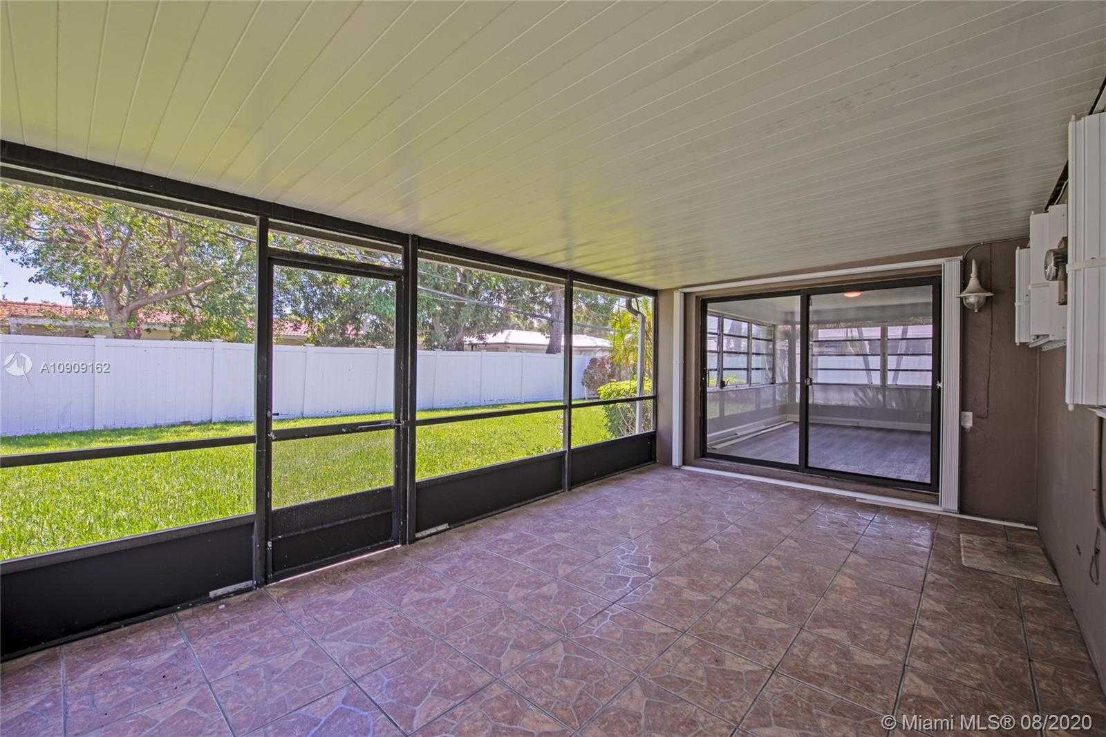 Small Image of 130 SOUTH EAST 6TH CT, Pompano Beach Number 19