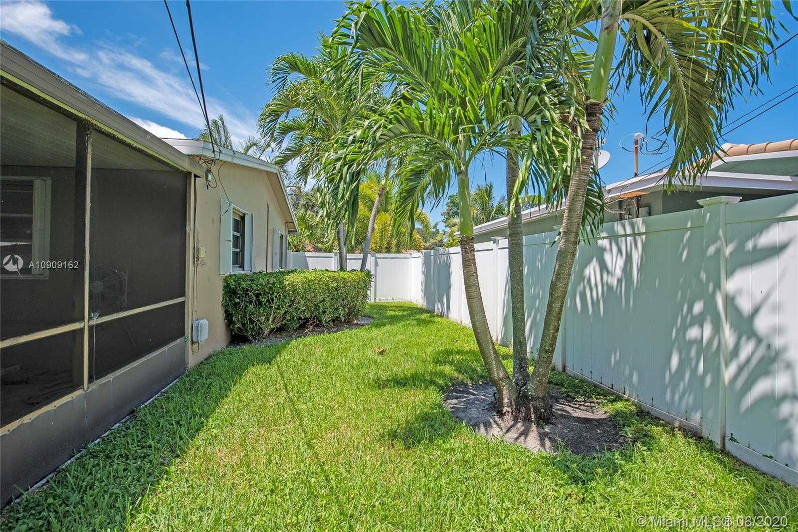 Small Image of 130 SOUTH EAST 6TH CT, Pompano Beach Number 21