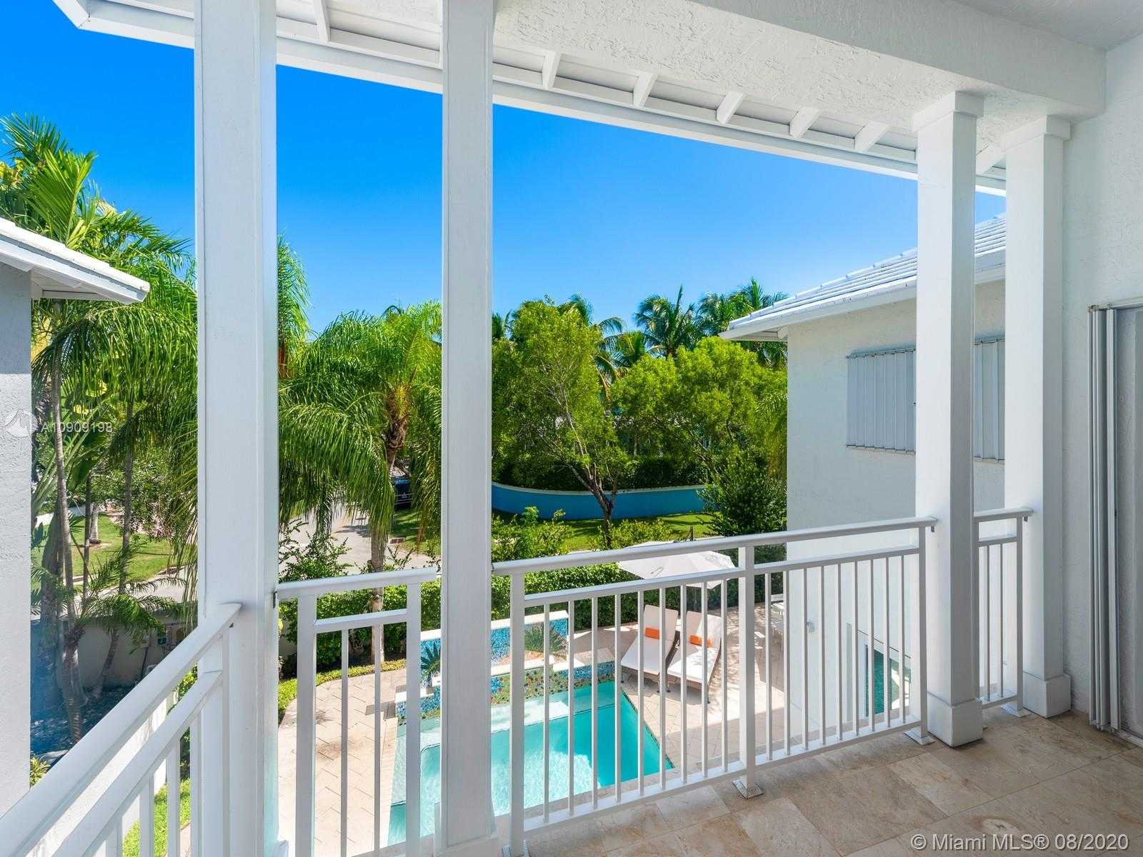 Small Image of 16 TURTLE WALK, Key Biscayne Number 26