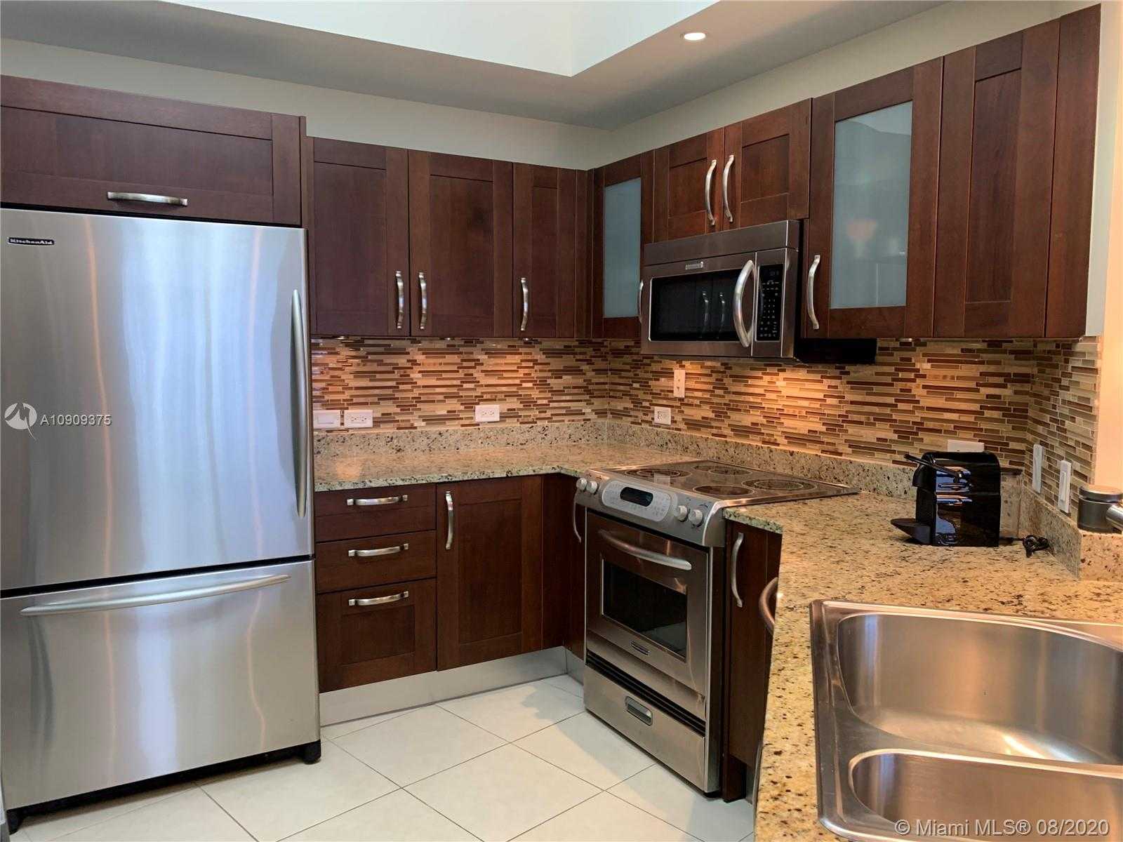 Small Image of 20000 EAST COUNTRY CLUB DR #TS12, Aventura Number 5