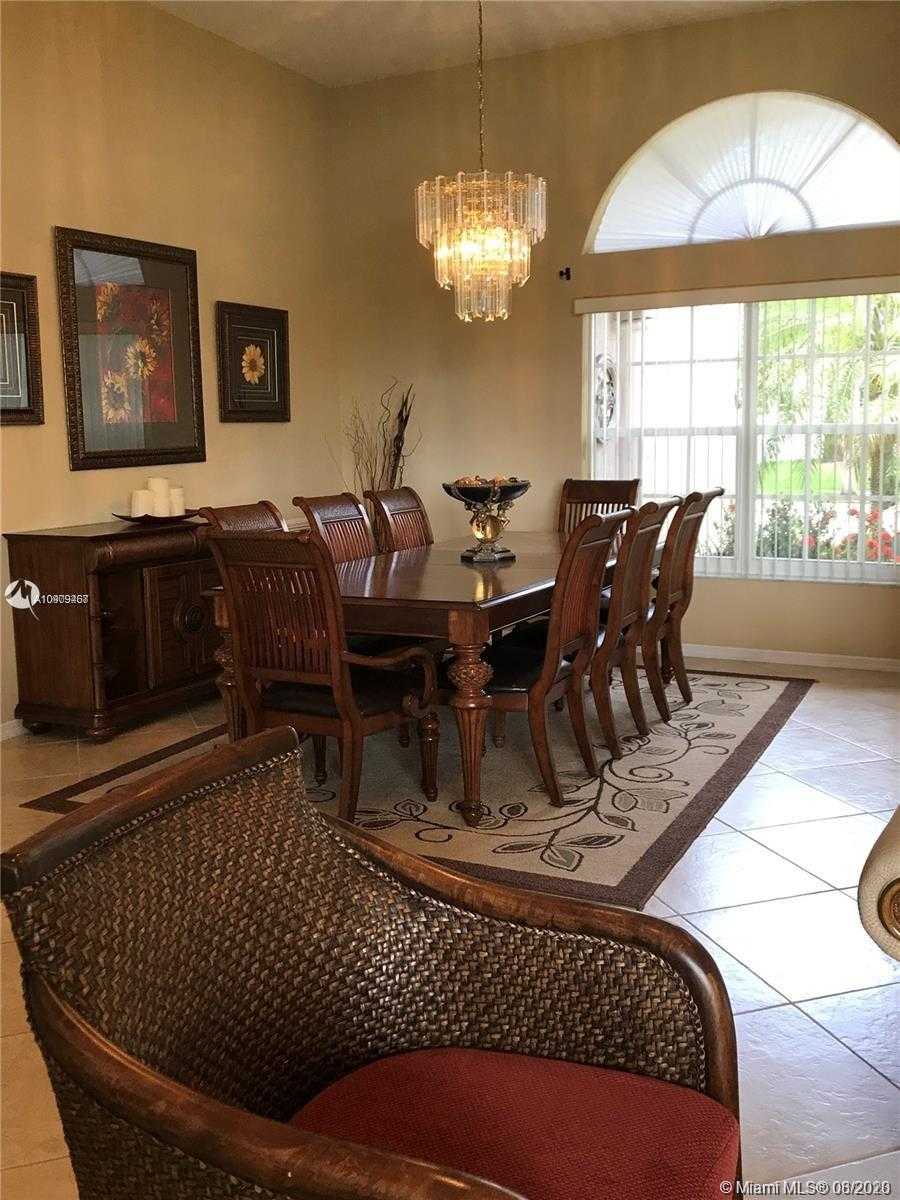 Small Image of 14002 NORTH WEST 12TH ST, Pembroke Pines Number 10