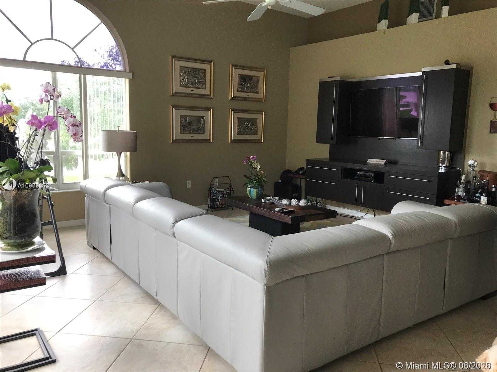 Small Image of 14002 NORTH WEST 12TH ST, Pembroke Pines Number 14