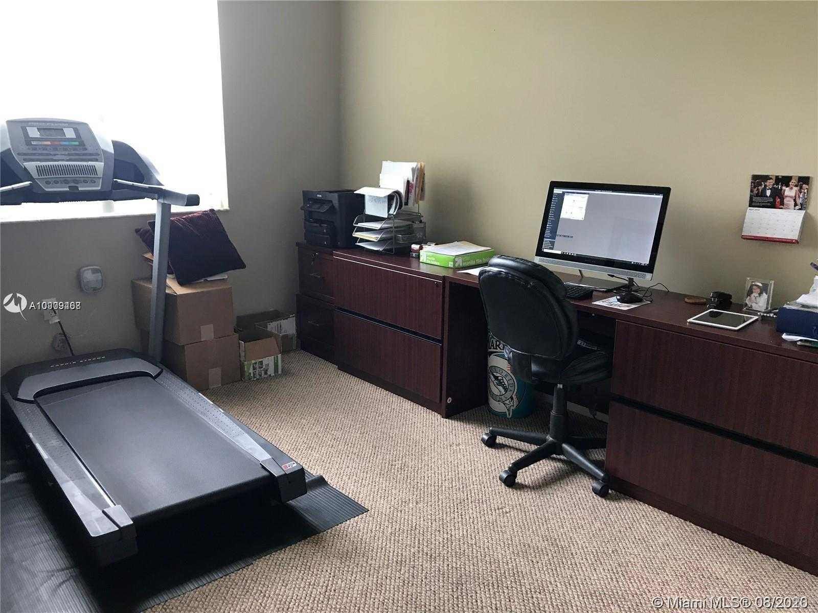 Small Image of 14002 NORTH WEST 12TH ST, Pembroke Pines Number 20