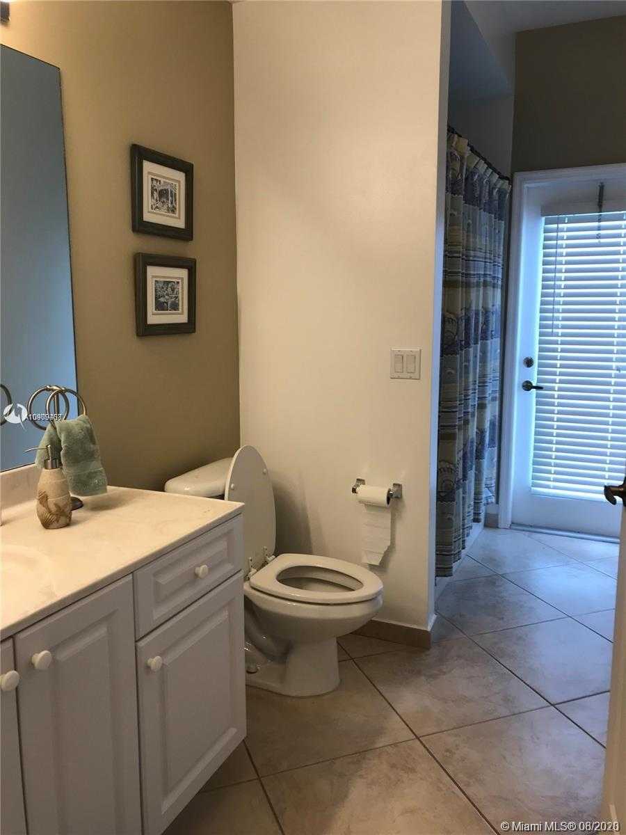 Small Image of 14002 NORTH WEST 12TH ST, Pembroke Pines Number 24