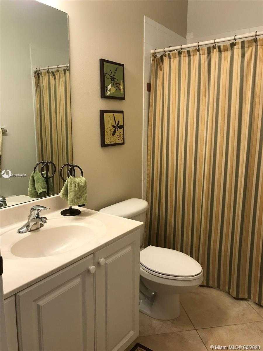 Small Image of 14002 NORTH WEST 12TH ST, Pembroke Pines Number 25