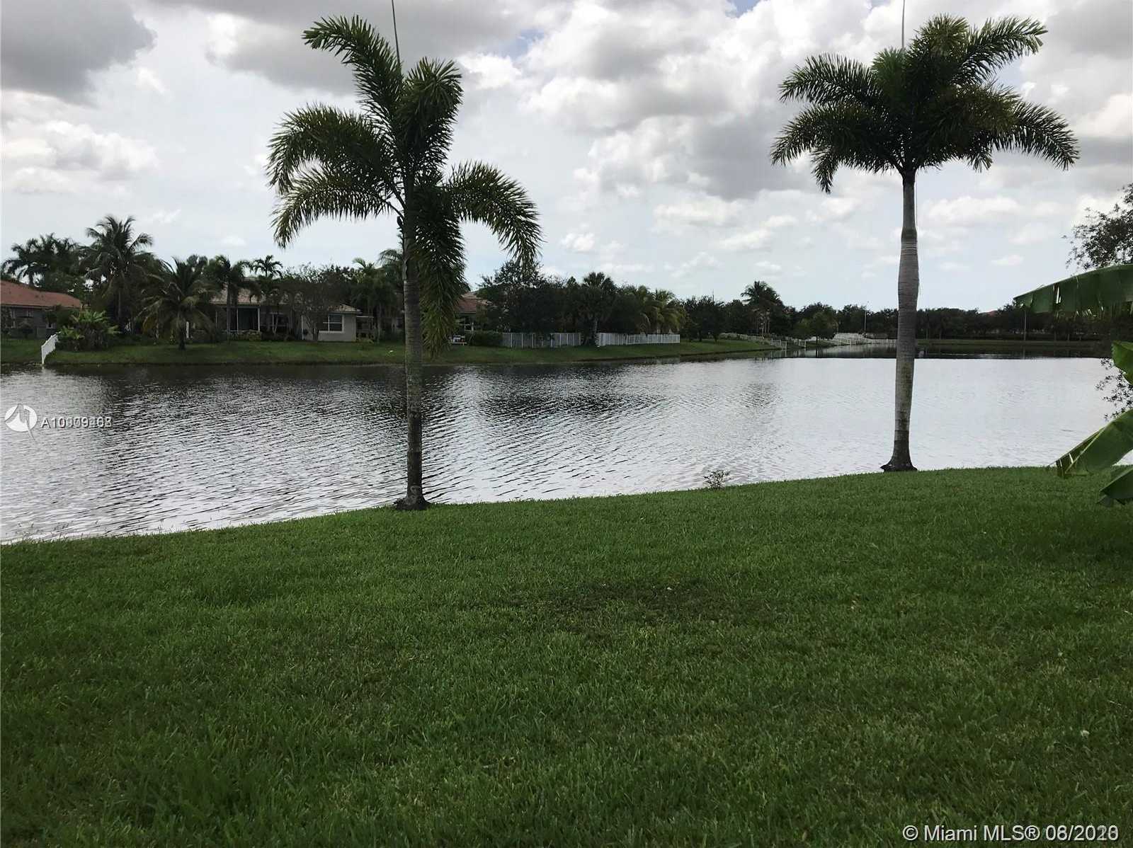 Small Image of 14002 NORTH WEST 12TH ST, Pembroke Pines Number 27