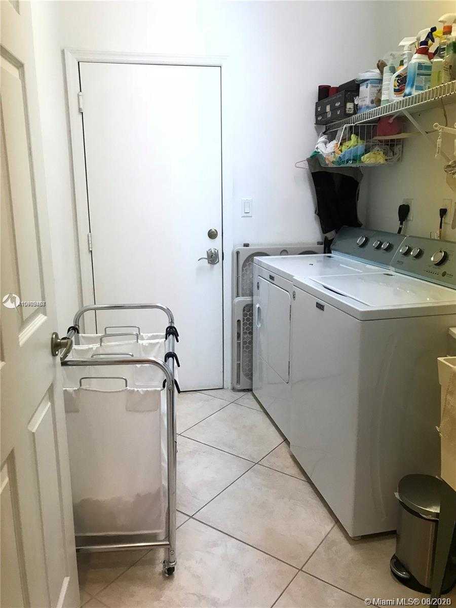 Small Image of 14002 NORTH WEST 12TH ST, Pembroke Pines Number 32