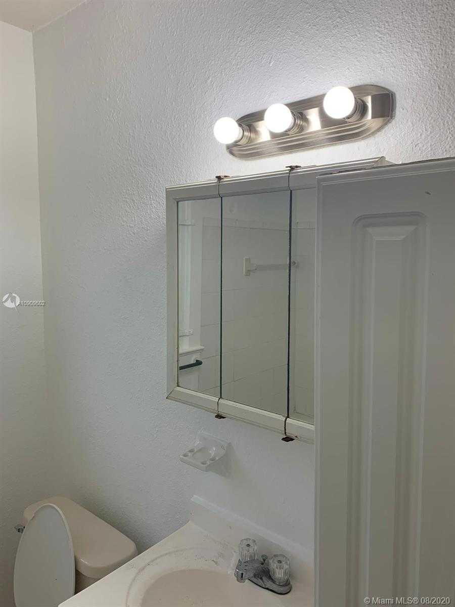 Small Image of 569 NORTH WEST 42ND ST #569, Miami Number 14