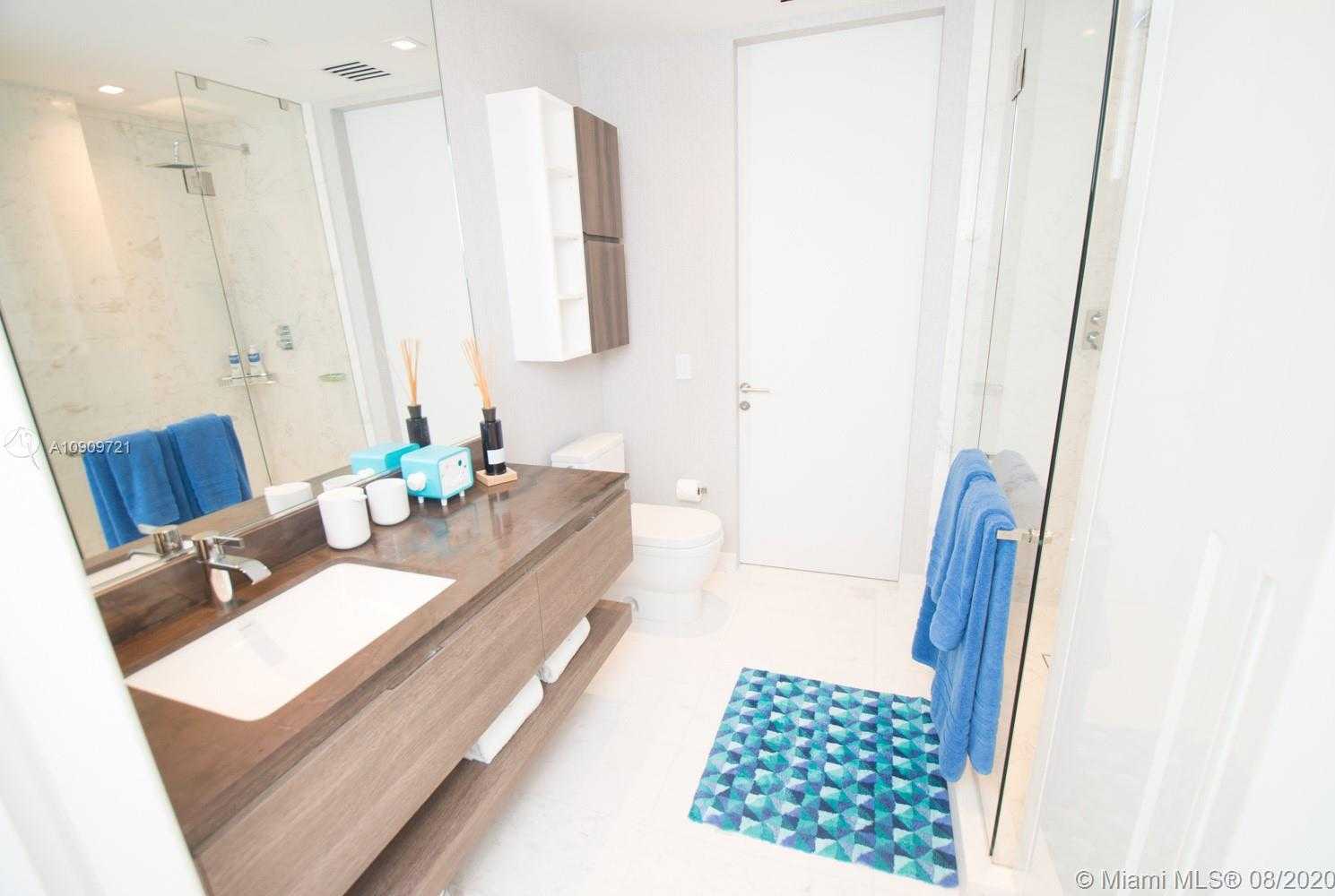 Small Image of 350 OCEAN DR #403N, Key Biscayne Number 14