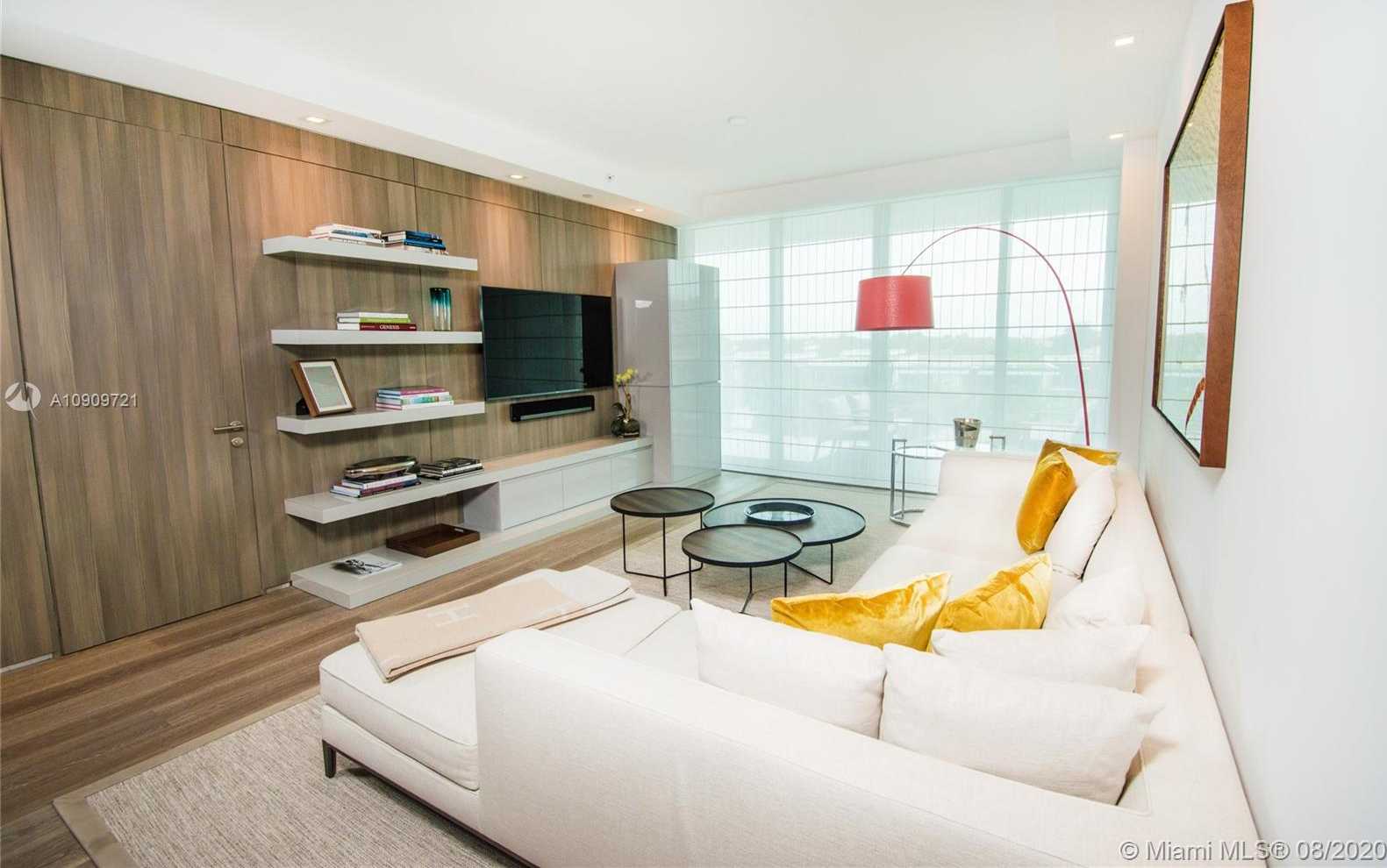 Small Image of 350 OCEAN DR #403N, Key Biscayne Number 3