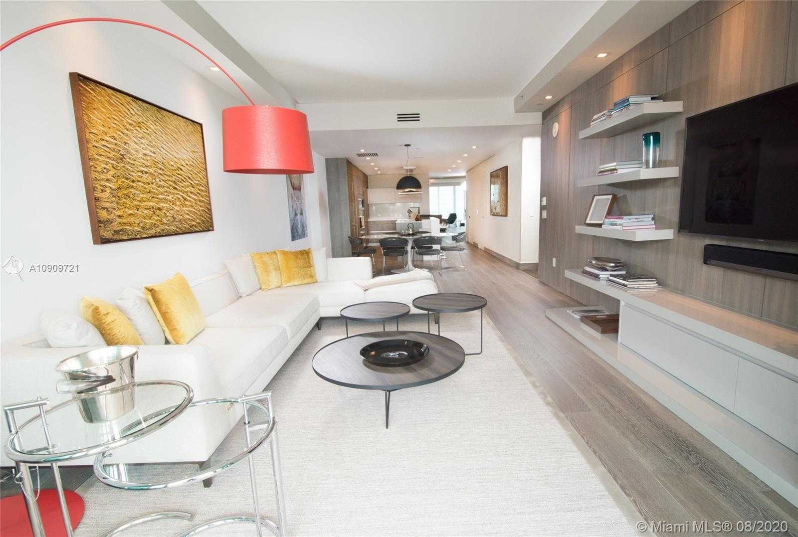 Small Image of 350 OCEAN DR #403N, Key Biscayne Number 4