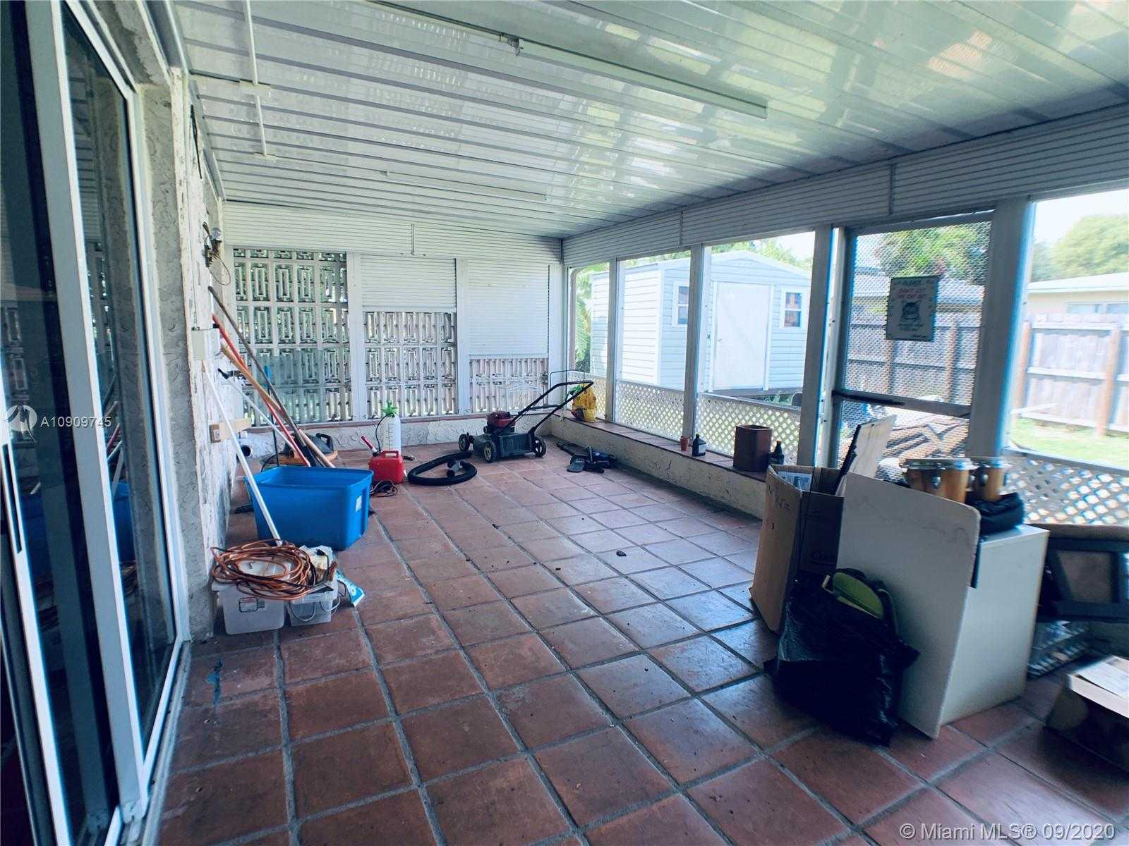 Small Image of 2021 NORTH EAST 171ST ST, North Miami Beach Number 9