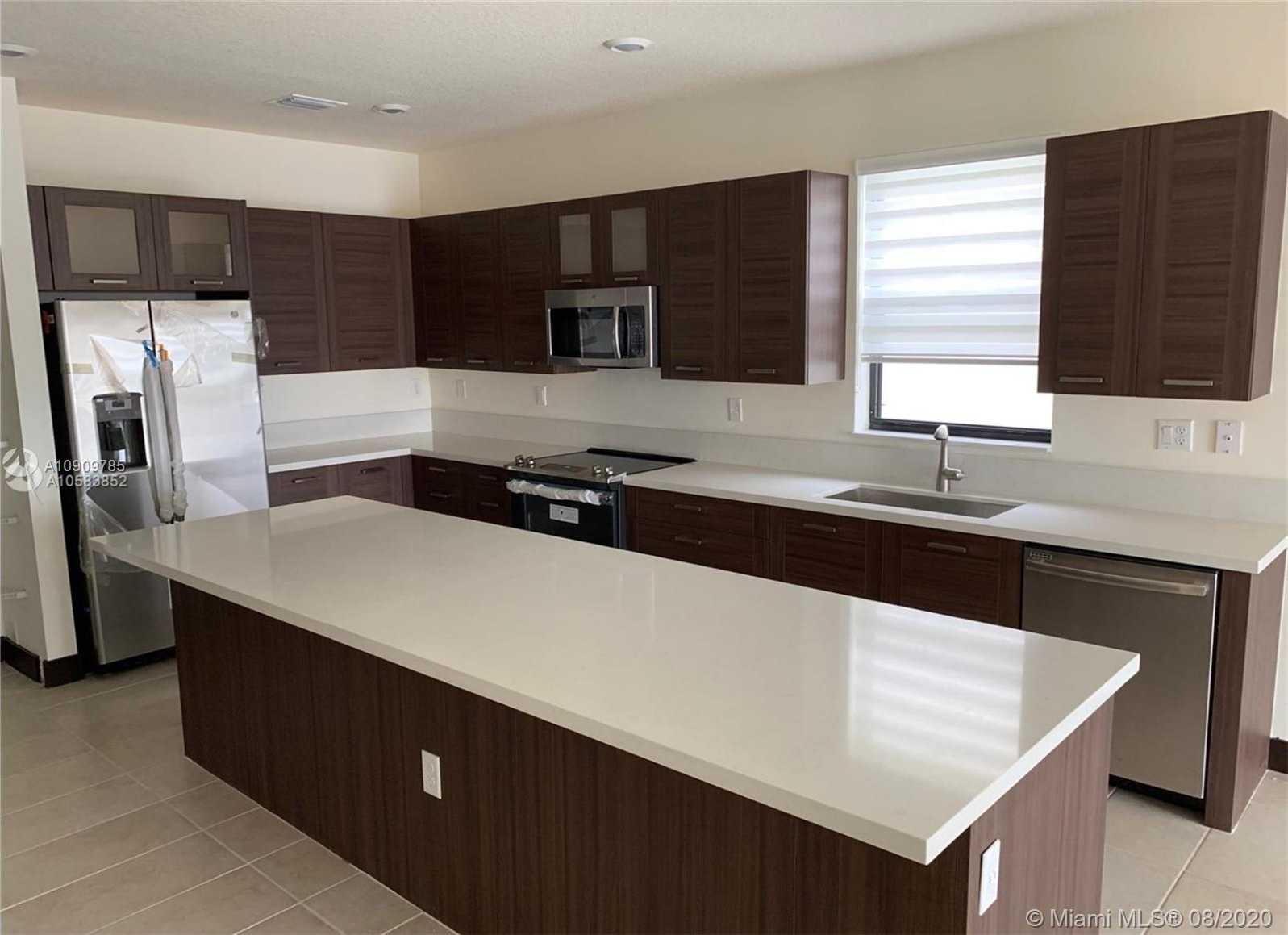 Small Image of 9106 NORTH WEST 158TH ST #9106, Miami Lakes Number 3