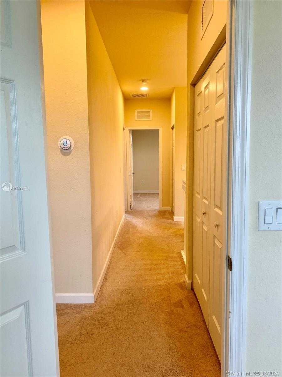 Small Image of 11251 NORTH WEST 88TH ST, Doral Number 16