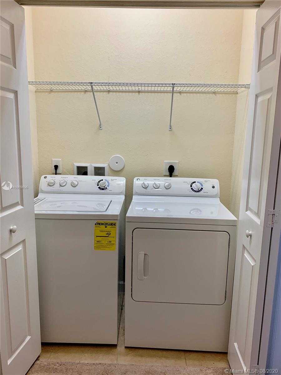Small Image of 11251 NORTH WEST 88TH ST, Doral Number 18