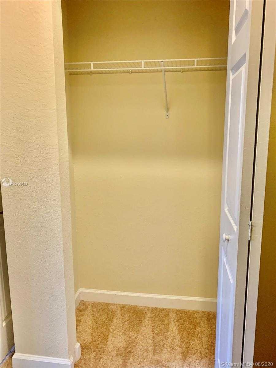 Small Image of 11251 NORTH WEST 88TH ST, Doral Number 25