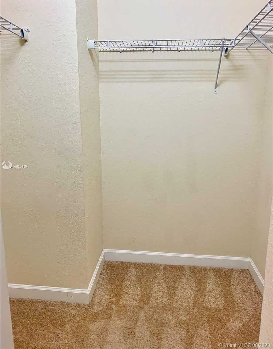 Small Image of 11251 NORTH WEST 88TH ST, Doral Number 28