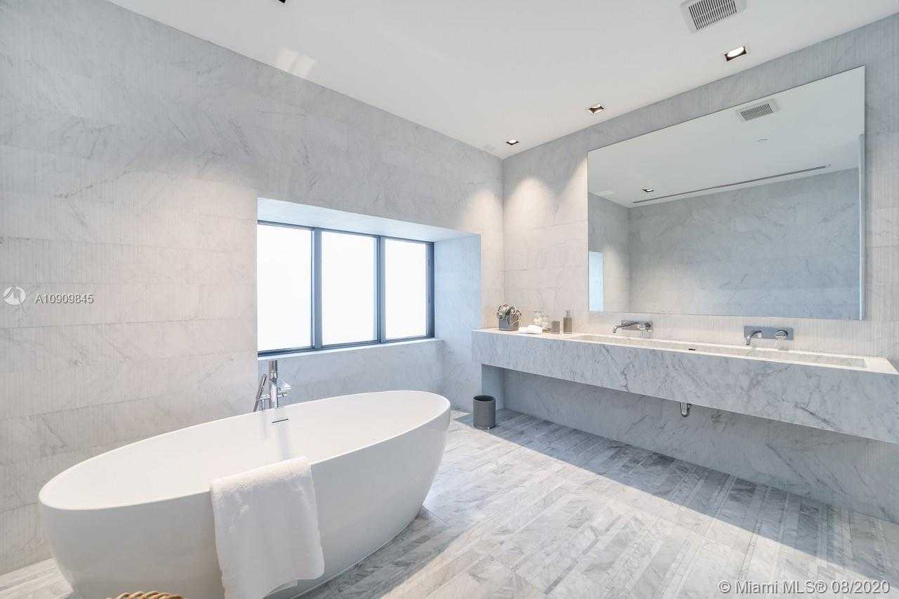 Small Image of 650 NORTH EAST 32ND STREET #5301, Miami Number 20