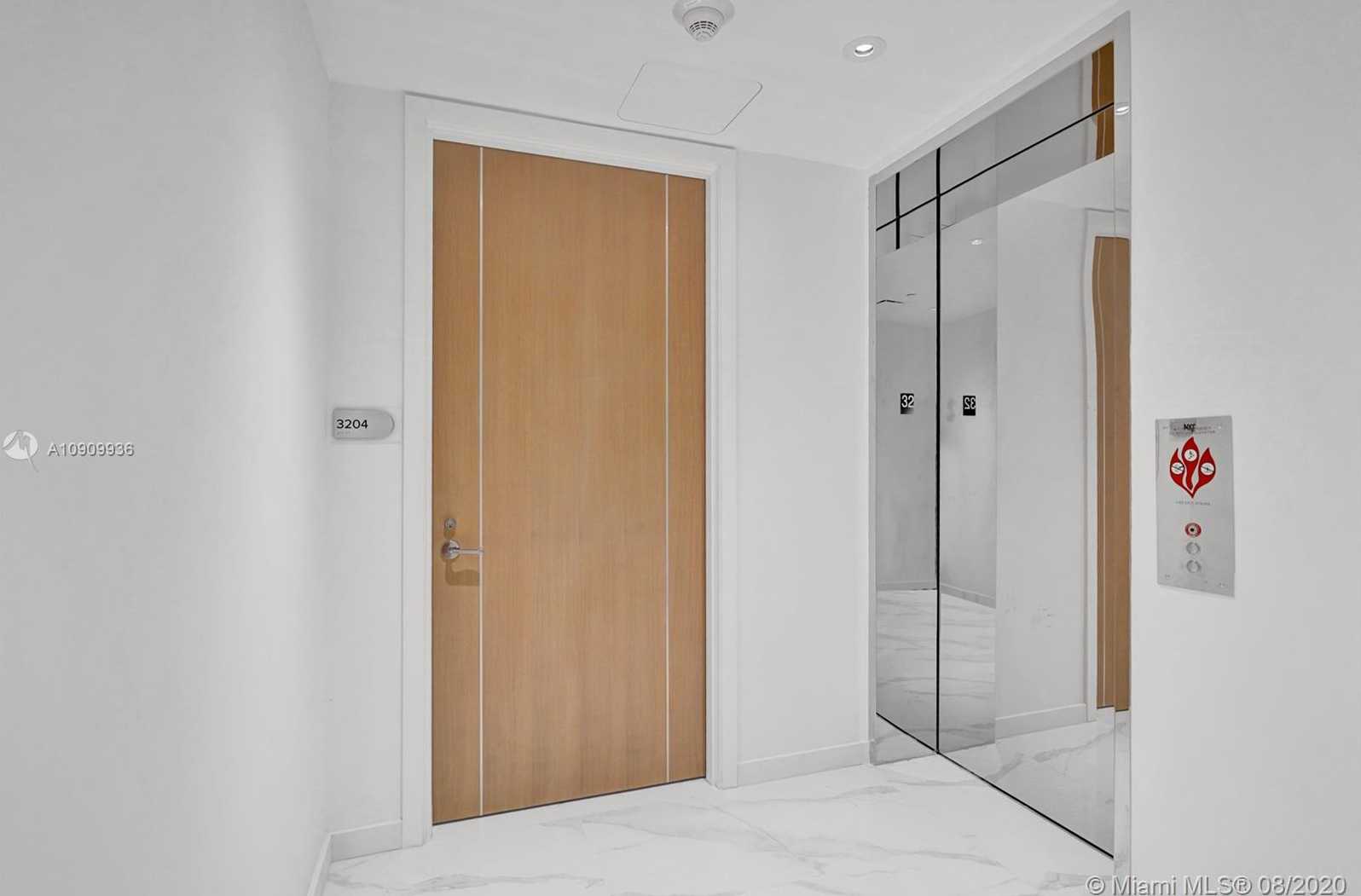 Small Image of 15701 COLLINS AVE #3204, Sunny Isles Beach Number 2