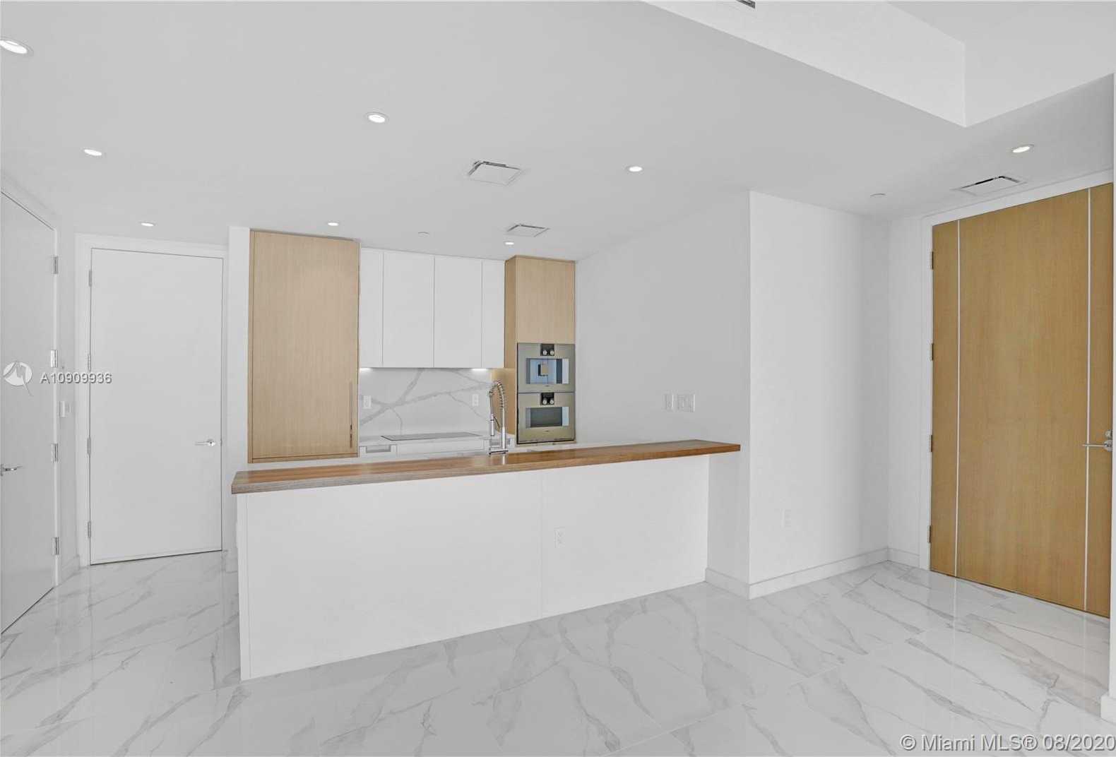 Small Image of 15701 COLLINS AVE #3204, Sunny Isles Beach Number 3