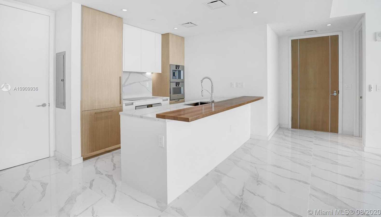 Small Image of 15701 COLLINS AVE #3204, Sunny Isles Beach Number 4